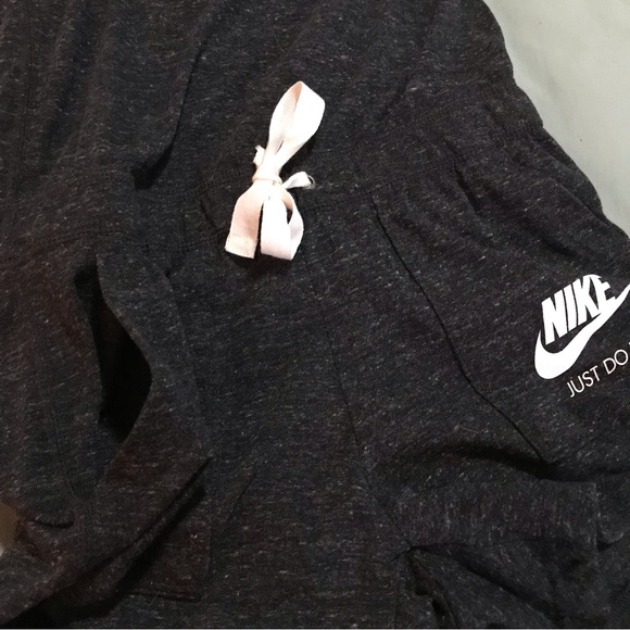 NWT Nike Dark Gray and White One Piece Shorts Jumpsuit, XS - Picture 5 of 8